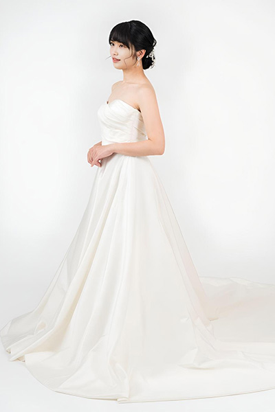 ウエディングドレス　前撮りドレス ウエディングドレス レトロ婚 花嫁 サテン 純白 昭和風写真 前撮り